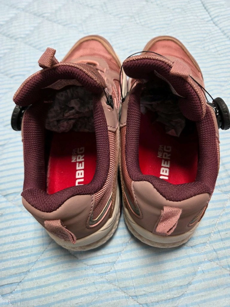 네파 이젠백 보아 다이얼 트레킹화245 이미지