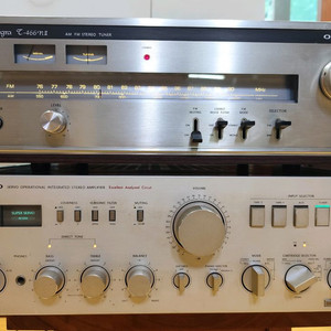 ONKYO Integra A-820GT 및 ONKYO Integra T-466NII 튜너 이미지