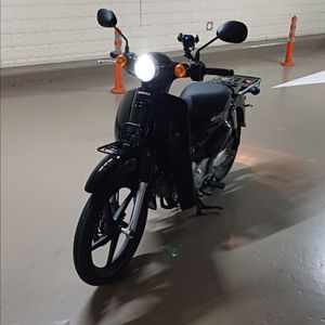 혼다 (무사고, 블랙) 슈퍼커브110 수퍼커브110 짧은 1,070km 주행거리 완벽한 상태 이미지