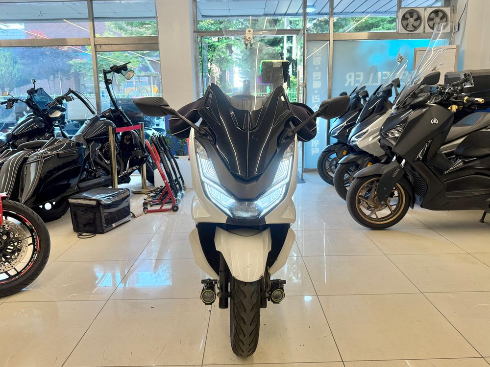 21년식 PCX125 / 47,XXXkm / 배달세팅완료 차량판매합니다 이미지