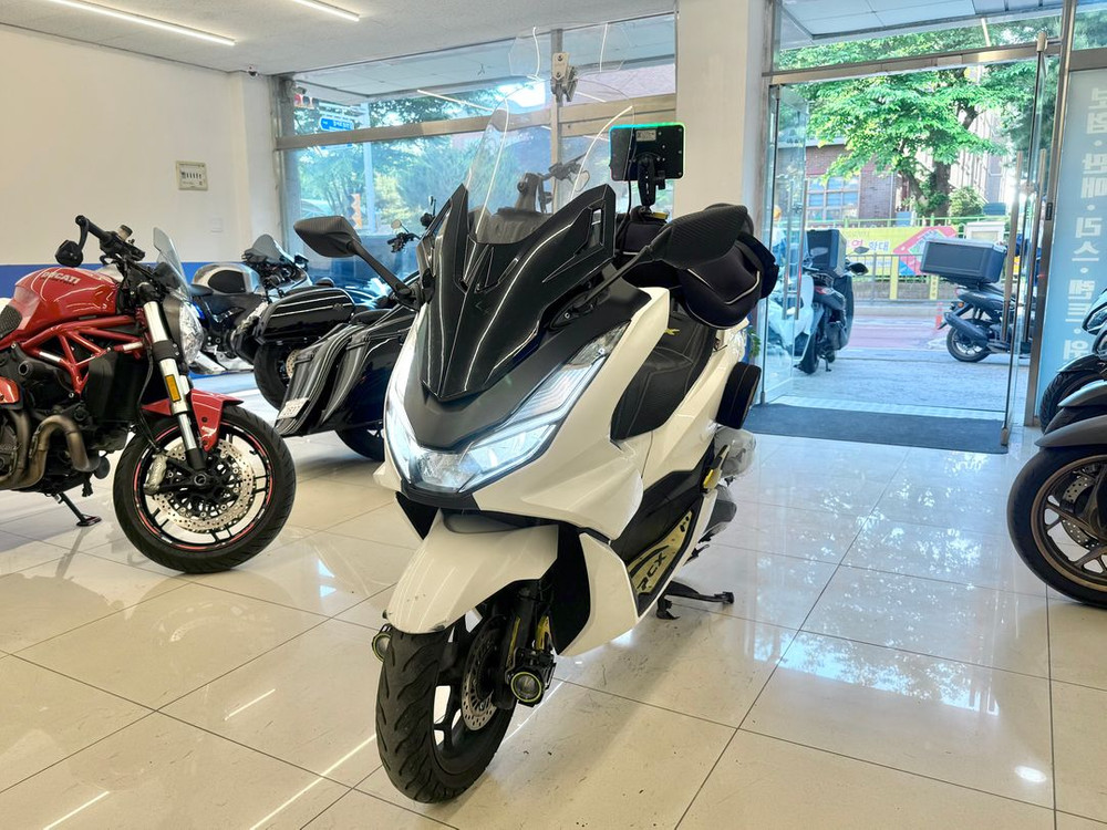 21년식 PCX125 / 47,XXXkm / 배달세팅완료 차량판매합니다 이미지