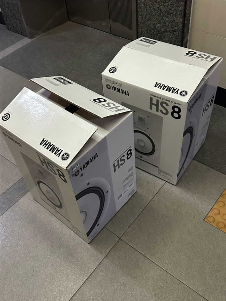야마하 HS8 1조 풀박스 및 케이블, 스피커 스탠드 이미지