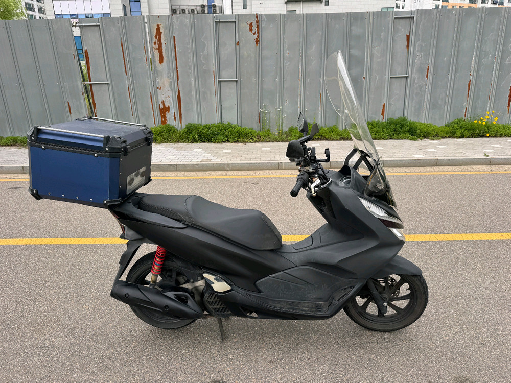 혼다 더뉴 pcx125 20년 최상급 판매합니다 이미지