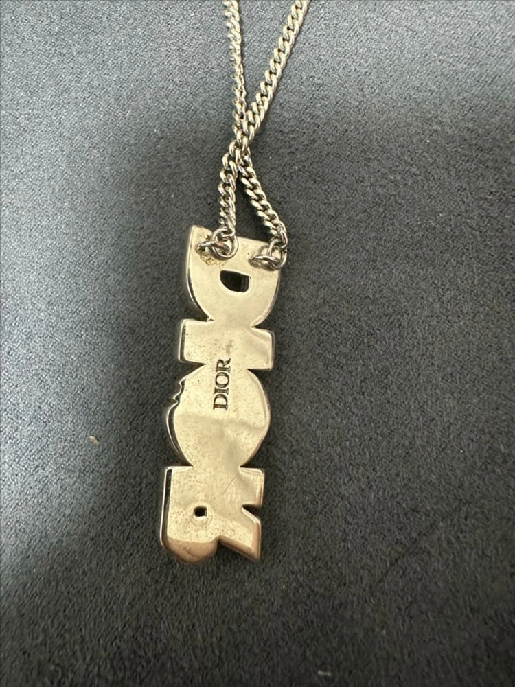 디올 X Arsham 목걸이 이미지