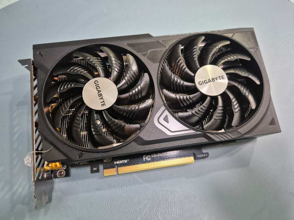 기가바이트 RTX4060TI 팝니다(무상27년까지) 이미지