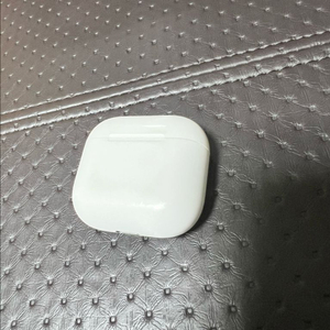 새상품급 에어팟 4세대 노캔X 판매 이미지