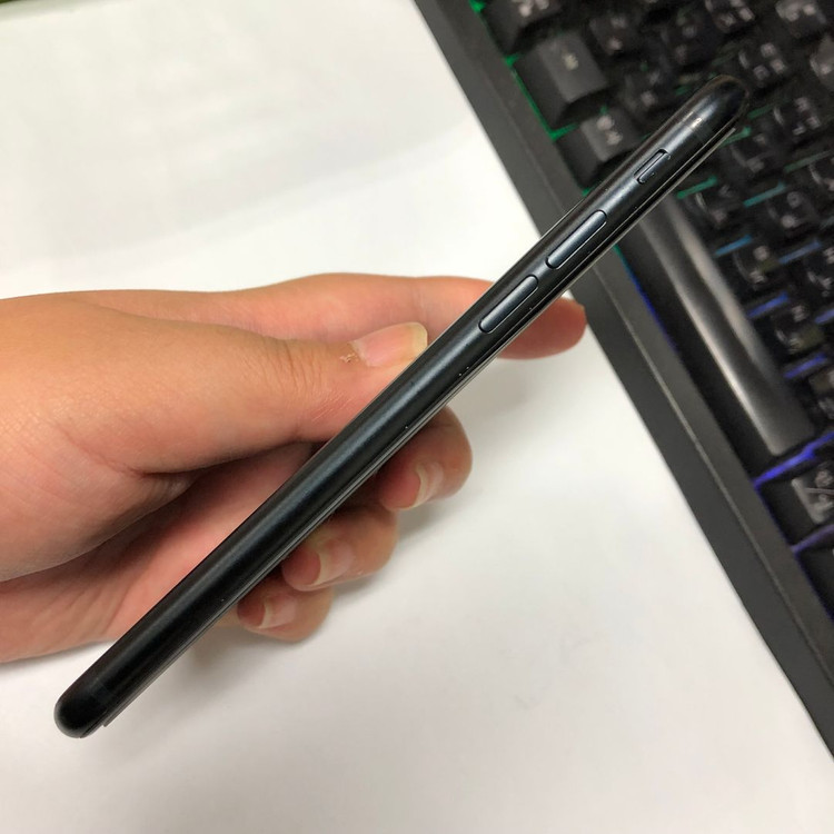 아이폰SE3 128GB 블랙 중고폰 배터리89% 기능정상 529888 이미지