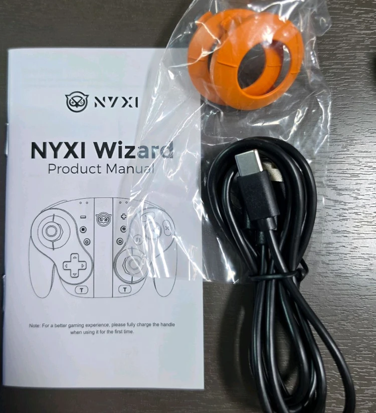 닌텐도 스위치 NYXI WIZARD 게임 패드 이미지