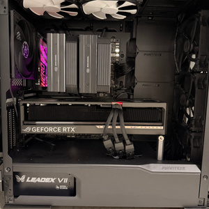 게이밍 컴퓨터(7800X3D, Astral 5080, x670e Hero, 32GB, 2TB) 이미지