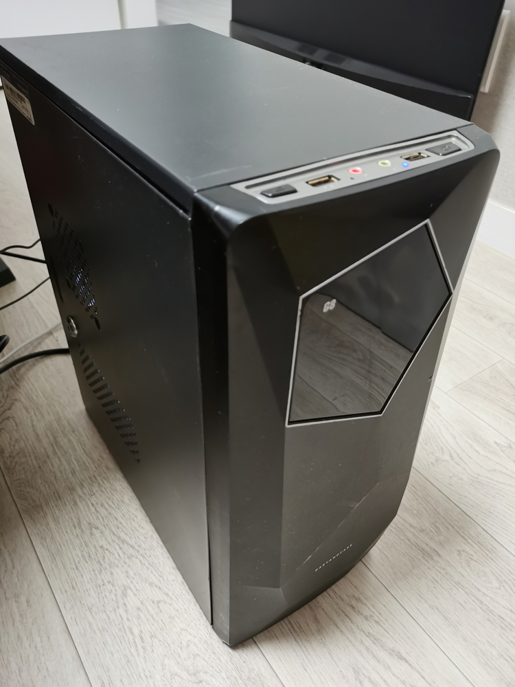 i5-7600 GTX 1070 게이밍 컴퓨터 본체 이미지