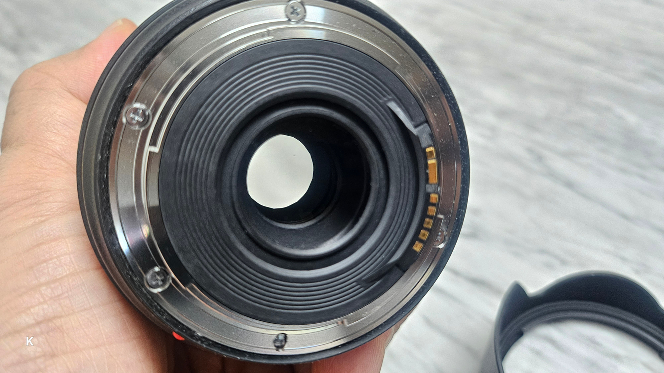 EF 24-70mm F4 L IS USM 망원줌렌즈 이미지