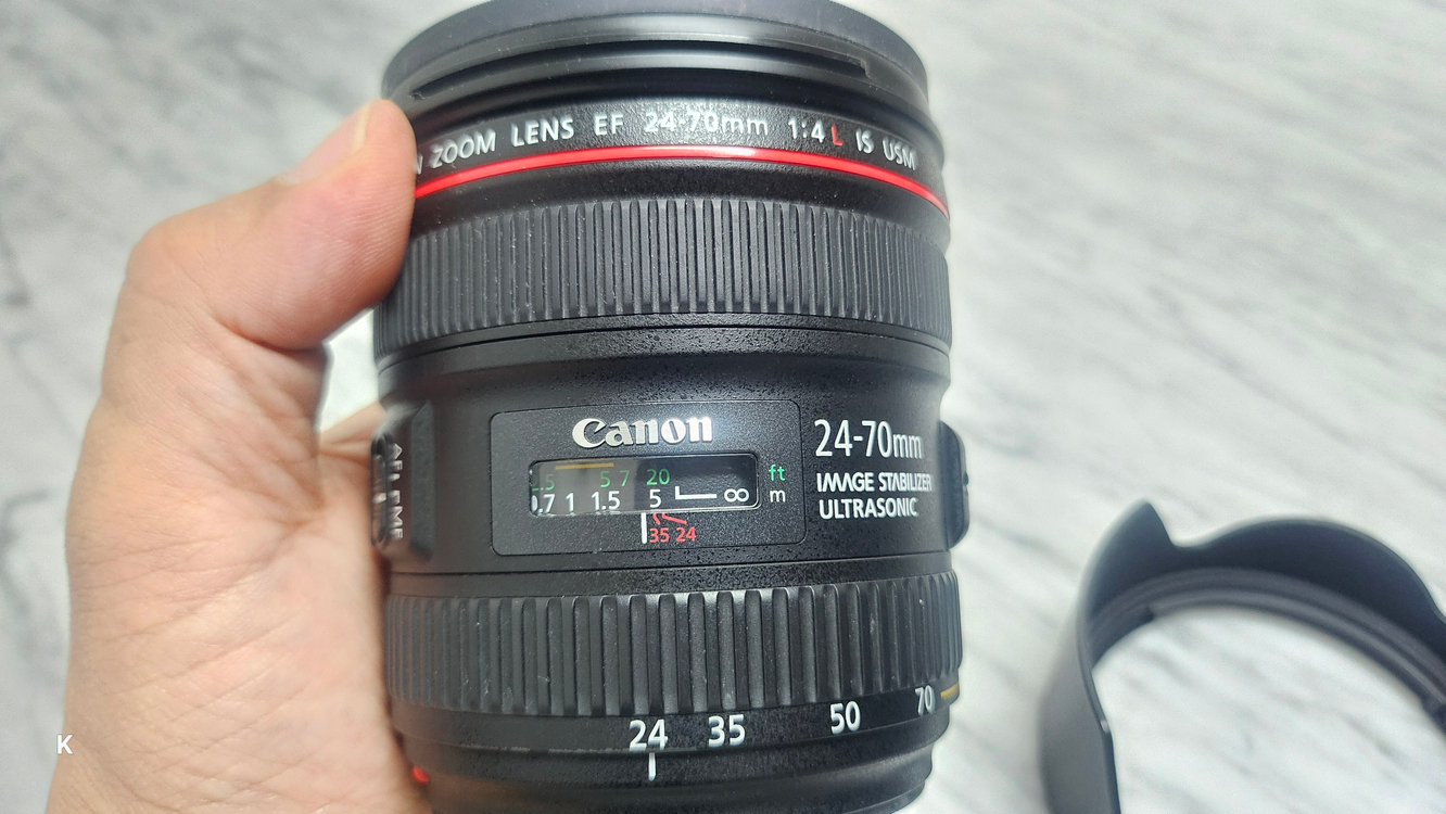 EF 24-70mm F4 L IS USM 망원줌렌즈 이미지