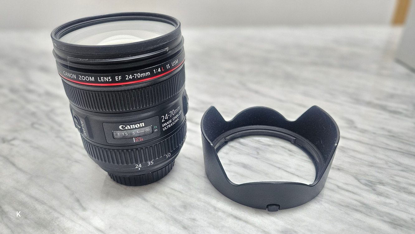 EF 24-70mm F4 L IS USM 망원줌렌즈 이미지