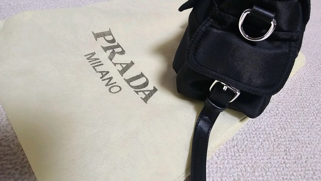 프라다 남녀공용 나일론 크로스백 메신저백 바이커백 새상품 이미지