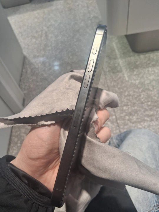 아이폰 15 프로 256GB 블랙 이미지