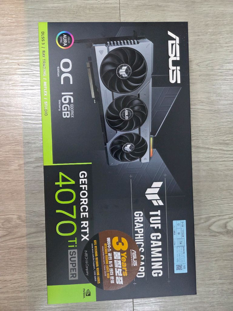 4070티슈 / ASUS TUF RTX 4070 Ti SUPER OC 16GB 그래픽카드 이미지