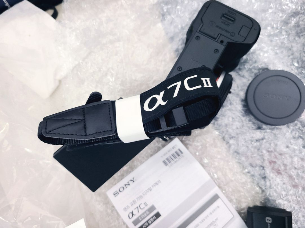 소니 A7C2 + 28200 렌즈 가방 + 삼각대 + 메모리카드 구성품 카메라 신번들 2860 보다 고급 28200 이미지
