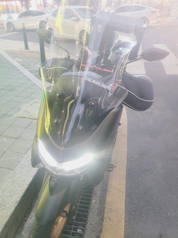 125cc 스쿠터 이미지