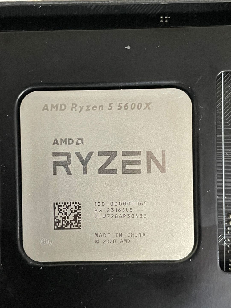 5600x + B550박격포WIFI6 + 갤럭시호프4000 16G(8x2) 팝니다. 이미지