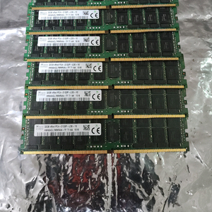 SK 하이닉스 32GB DDR4 PC4 ECC 2133P 서버용 메모리 램 8개 일괄 판매 이미지