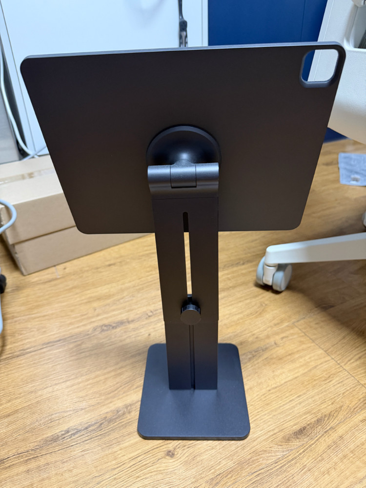 CharJenPro MagFlott Pro V2 13인치 아이패드 자석 거치대 이미지