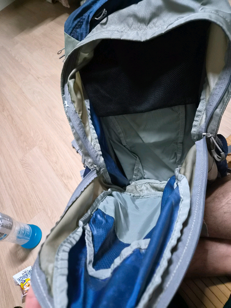 오스프리 케스트럴 32L 등산 배낭 이미지