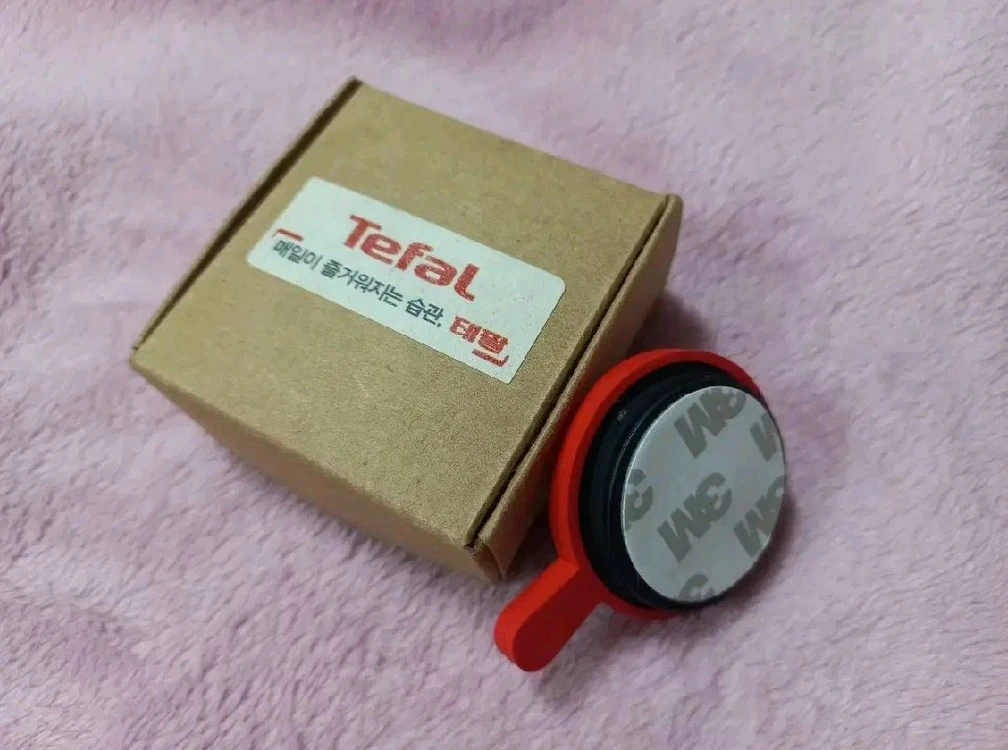 테팔 프라이팬 그립톡 이미지