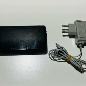 닌텐도 3DS 구작다수 블랙 판매 이미지