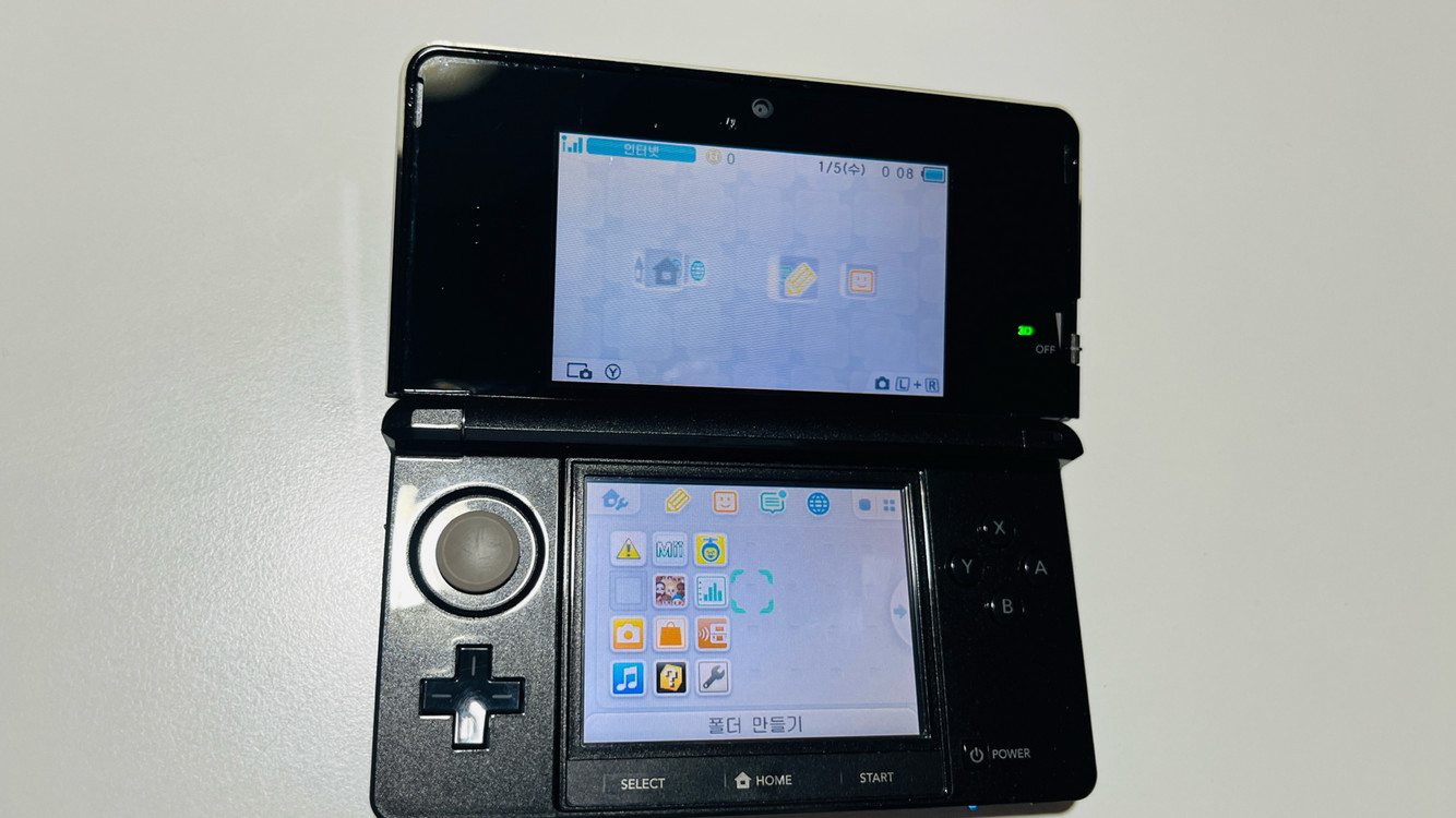 닌텐도 3DS 구작다수 블랙 판매 이미지