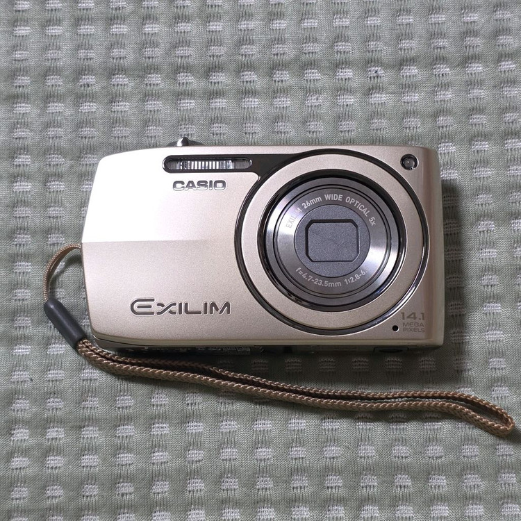 카시오 엑슬림 Exilim ex-z2300 이미지