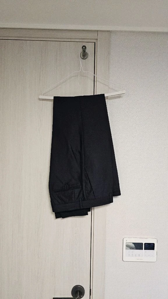 남성 정장 재킷 이미지