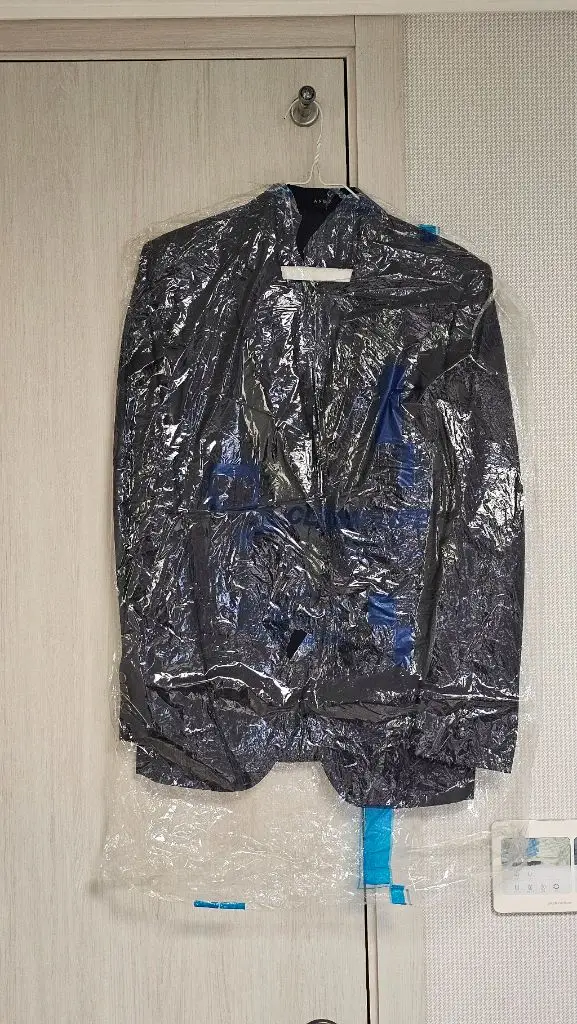 남성 정장 재킷 이미지