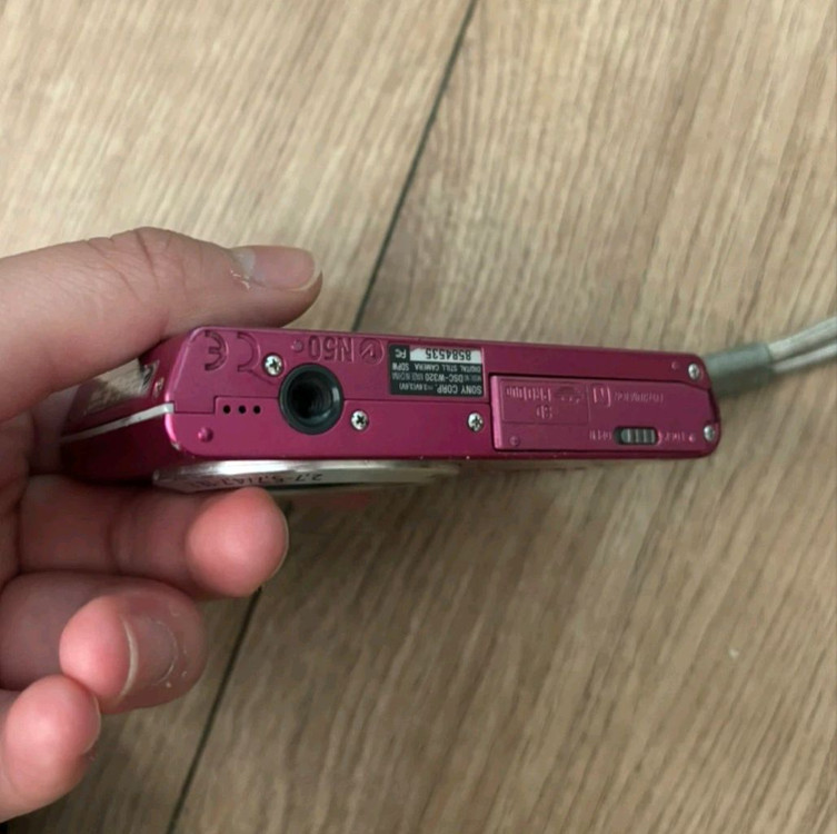 소니 사이버샷 DSC-W350 이미지