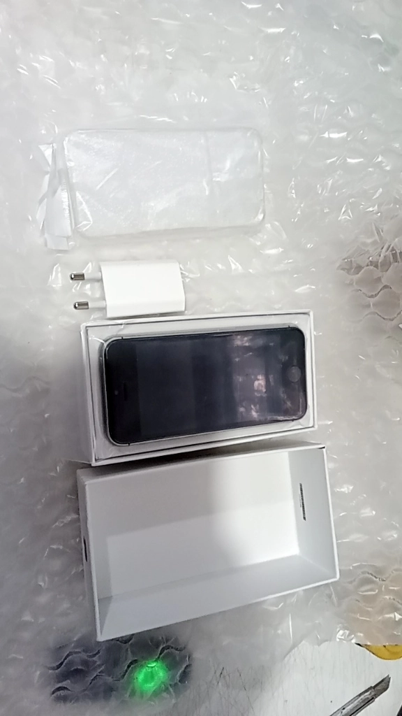 빈티지 아이폰 (5s, SE1, 6s, 6s+, 7, 7+, 8, 8+, SE2, XS) APPLE 정품 리퍼비싱 이미지
