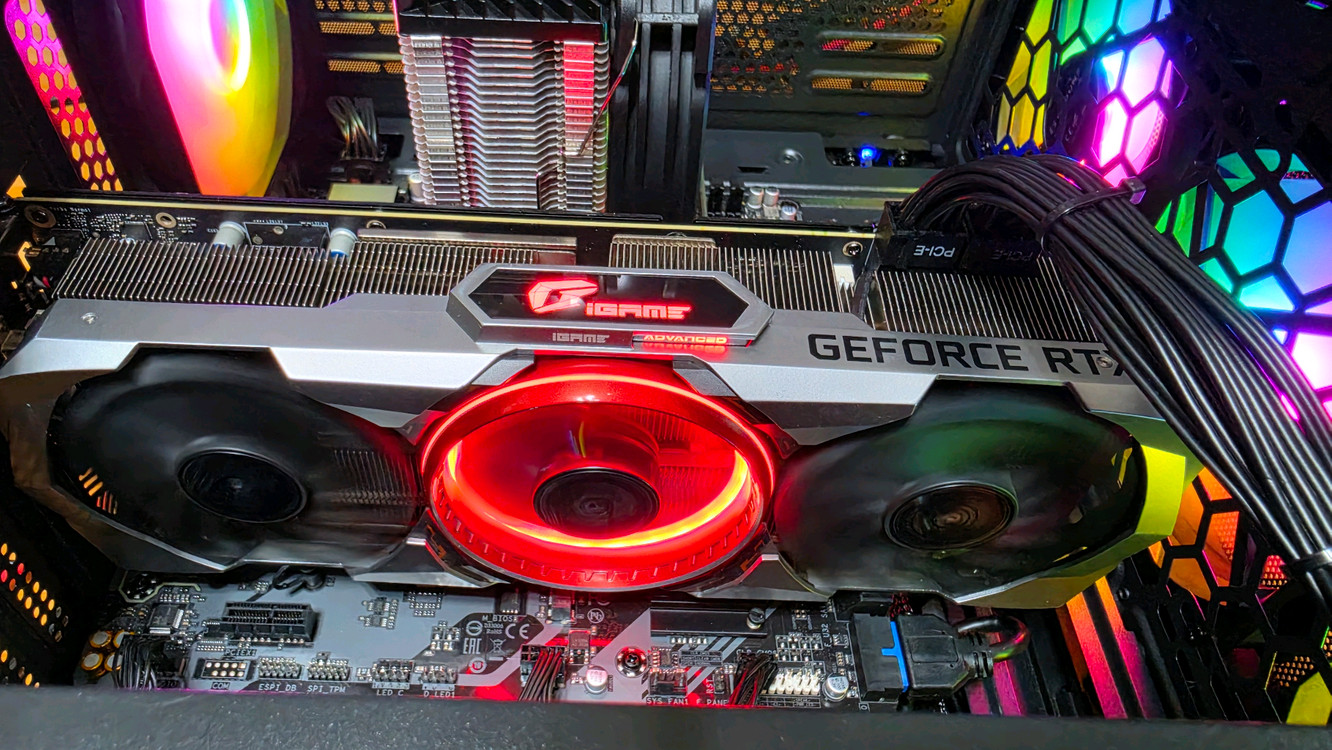 라이젠 7500f rtx3070ti 컴퓨터 본체 이미지