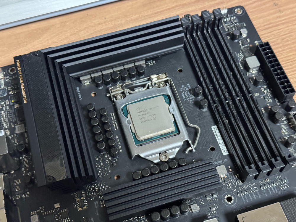 인텔 정품 i9-10900K , Asus ProArt Z490-creator 10GB 이미지