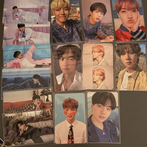방탄 포카 앨범 다 포함해서 3만원 이미지