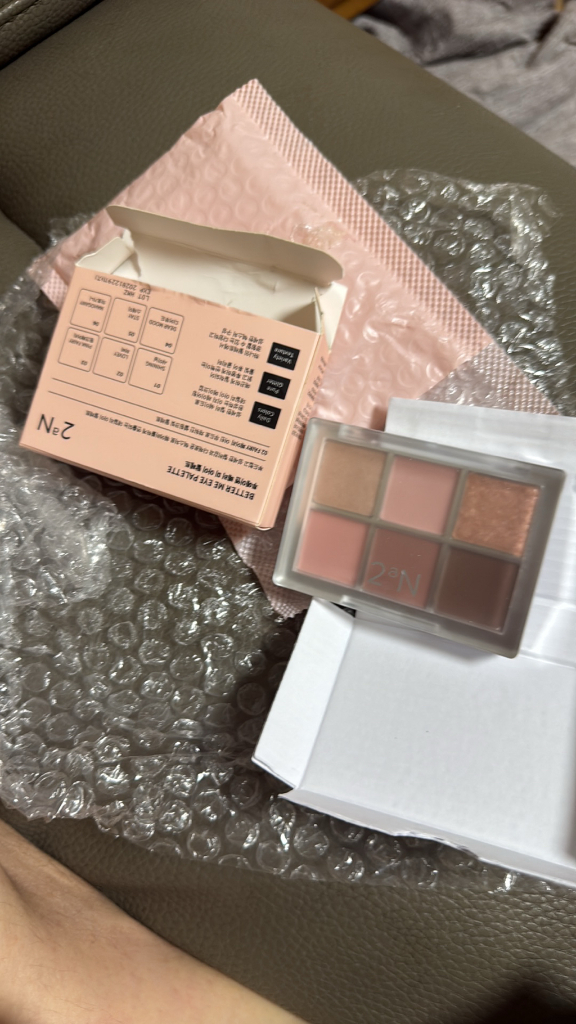 아이섀도우 팔레트 이미지