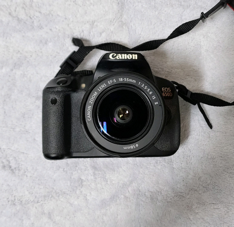 캐논 EOS 650D DSLR 카메라 와 18-55 렌즈 팝니다. 이미지