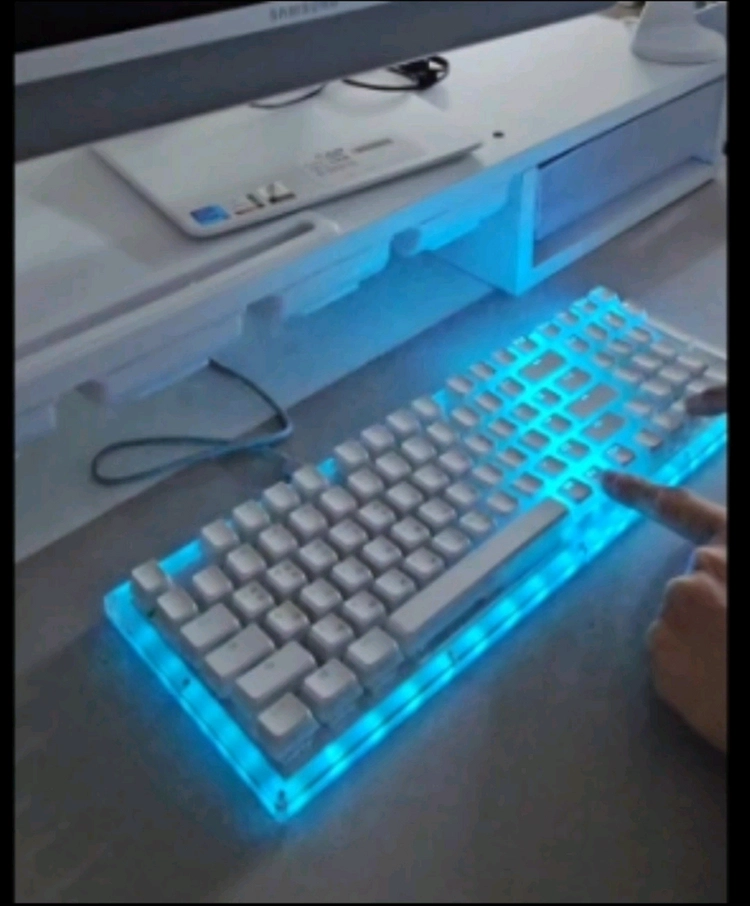 Feker 핫스왑 아크릴 키보드 이미지