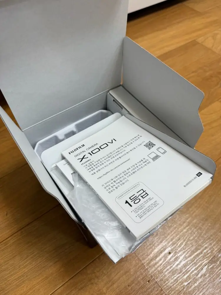 후지x100vi블랙판매(컷500) 나시ncuv필터포함 이미지