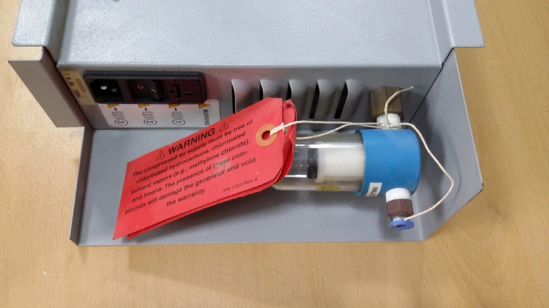 Parker Balston 제로 에어발생기 75-83-220 Zero air Generator 이미지