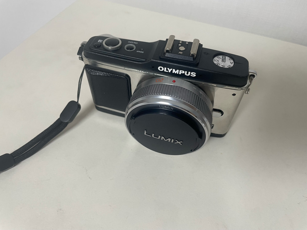 올림푸스 e-p2 파나소닉 루믹스 20mm f1.7 ii , 1442킷렌즈 이미지