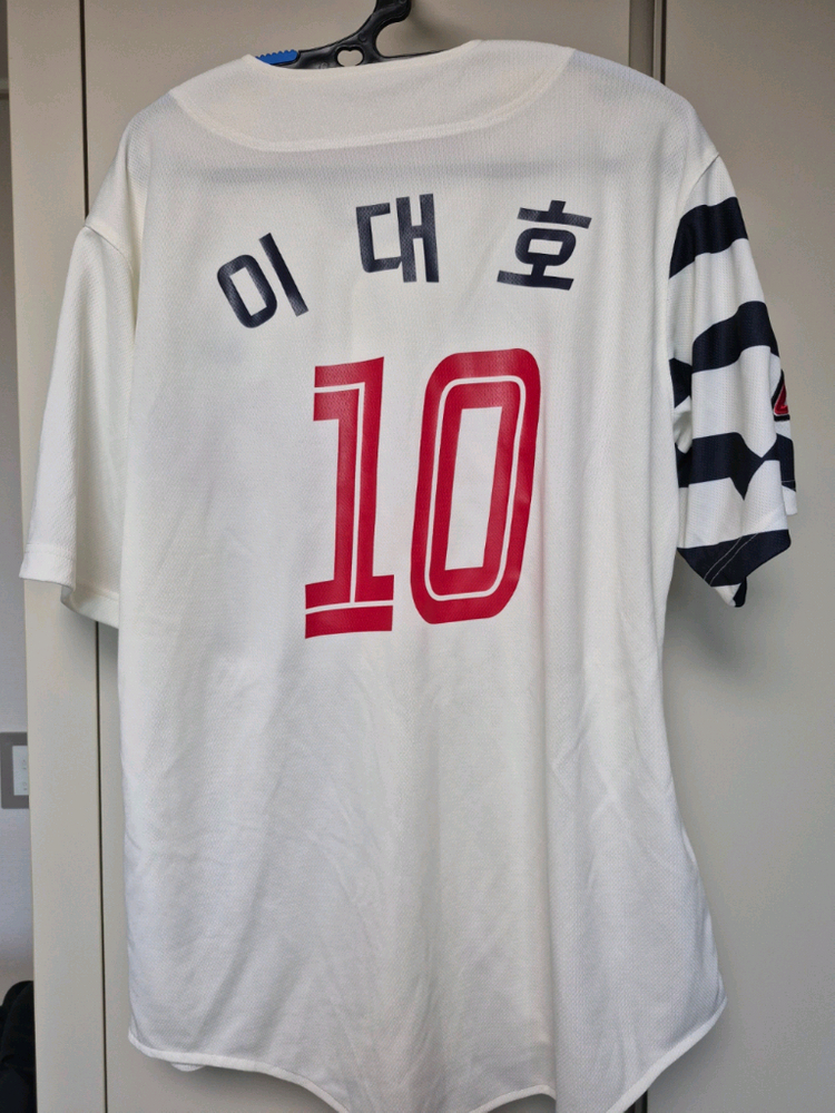 롯데자이언츠 유니폼 110사이즈 이대호 선수 마킹 판매합니다 이미지
