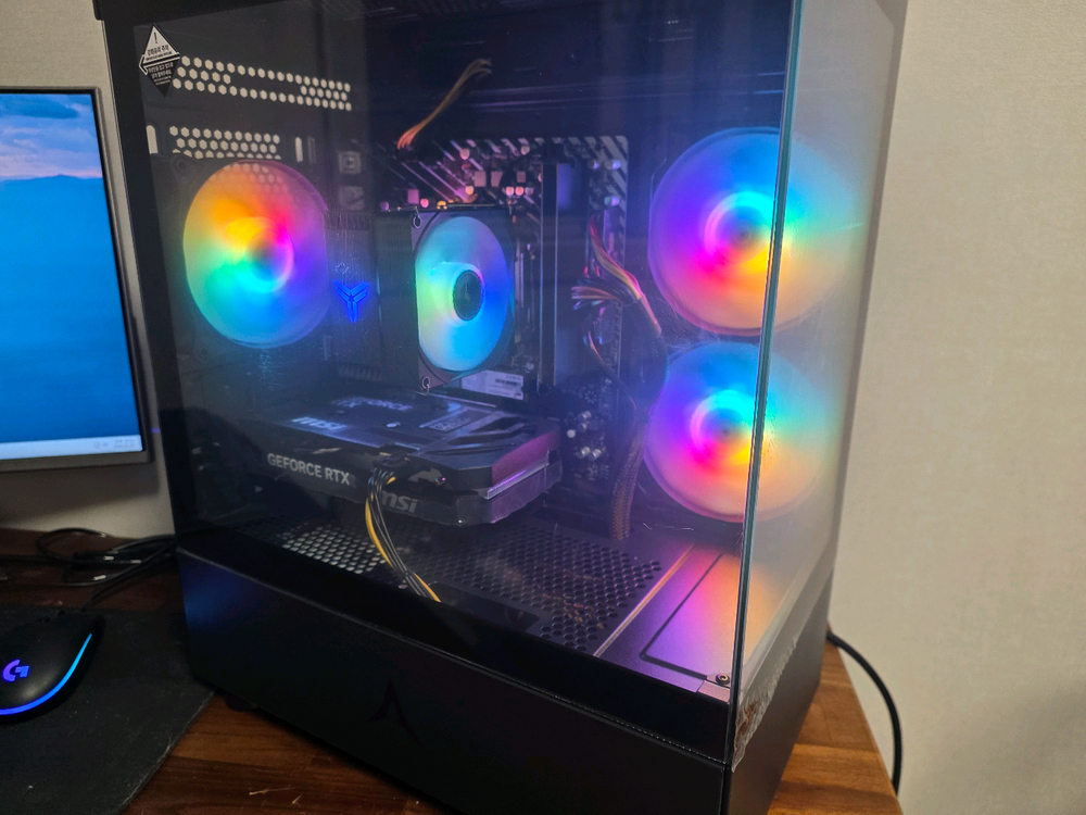 라이젠9500f rtx5060 게이밍컴퓨터 새상품 이미지