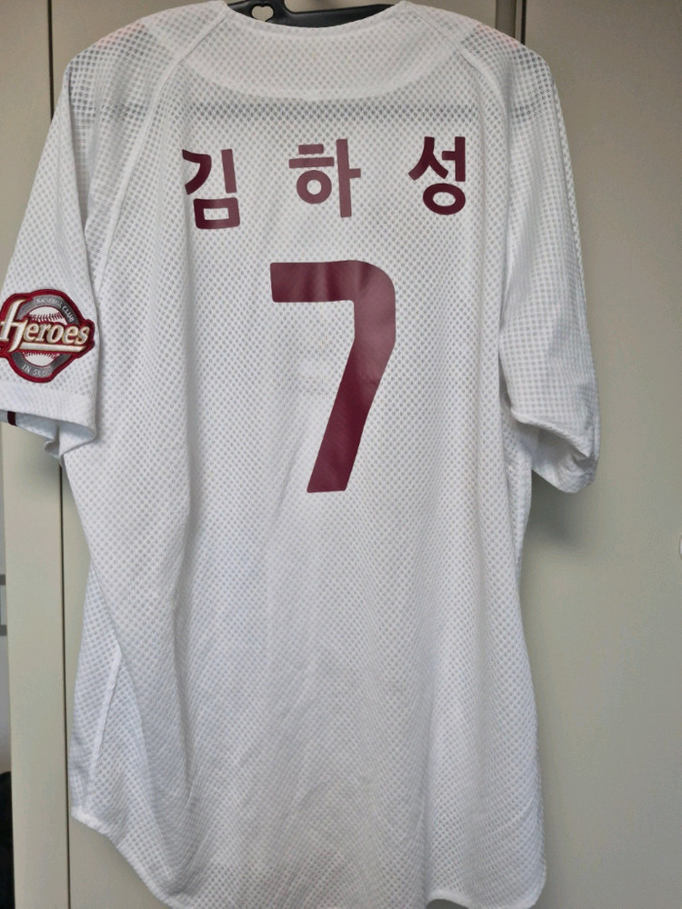 넥센히어로즈 정품 유니폼 105사이즈 김하성 선수 마킹 판매합니다 이미지