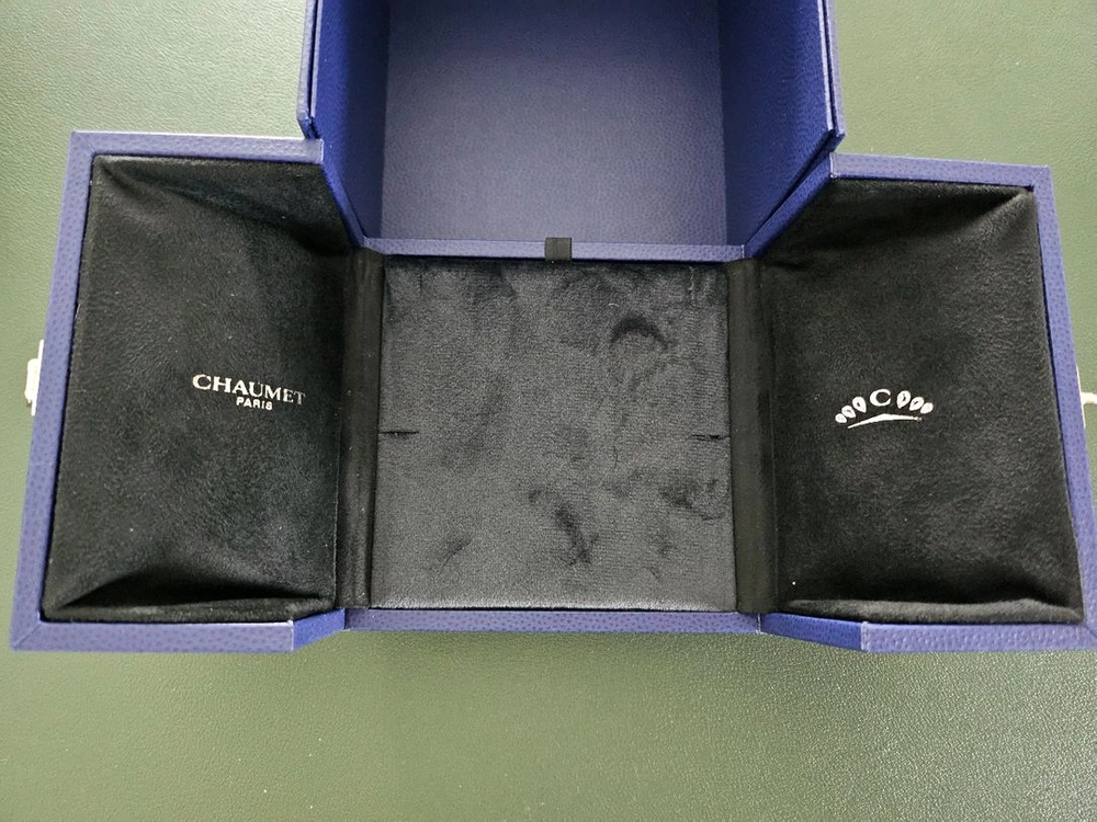 쇼메 목걸이 케이스 이미지