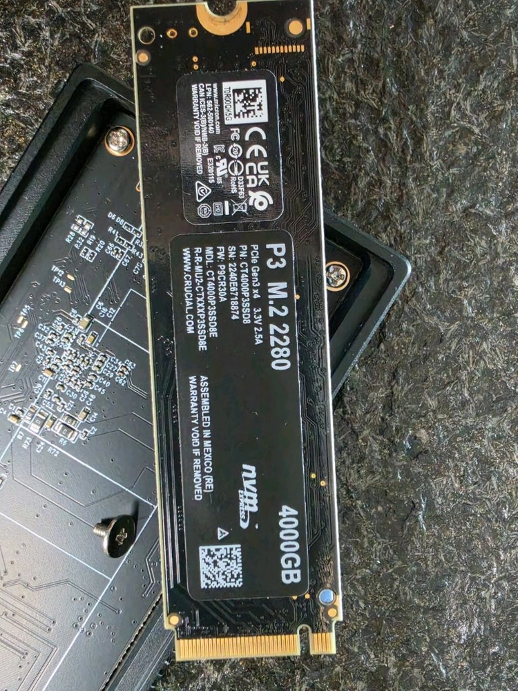 크루셜p3 M.2 NVMe SSD 4TB 이미지