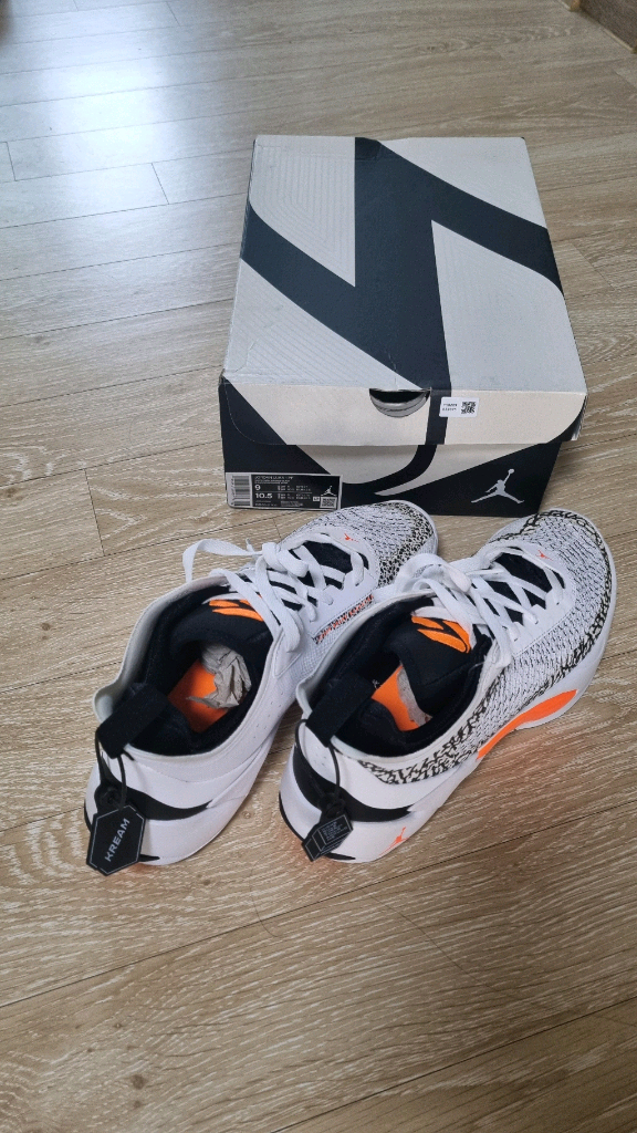 (270)조던 루카 1 PF 화이트 토탈 오렌지 이미지
