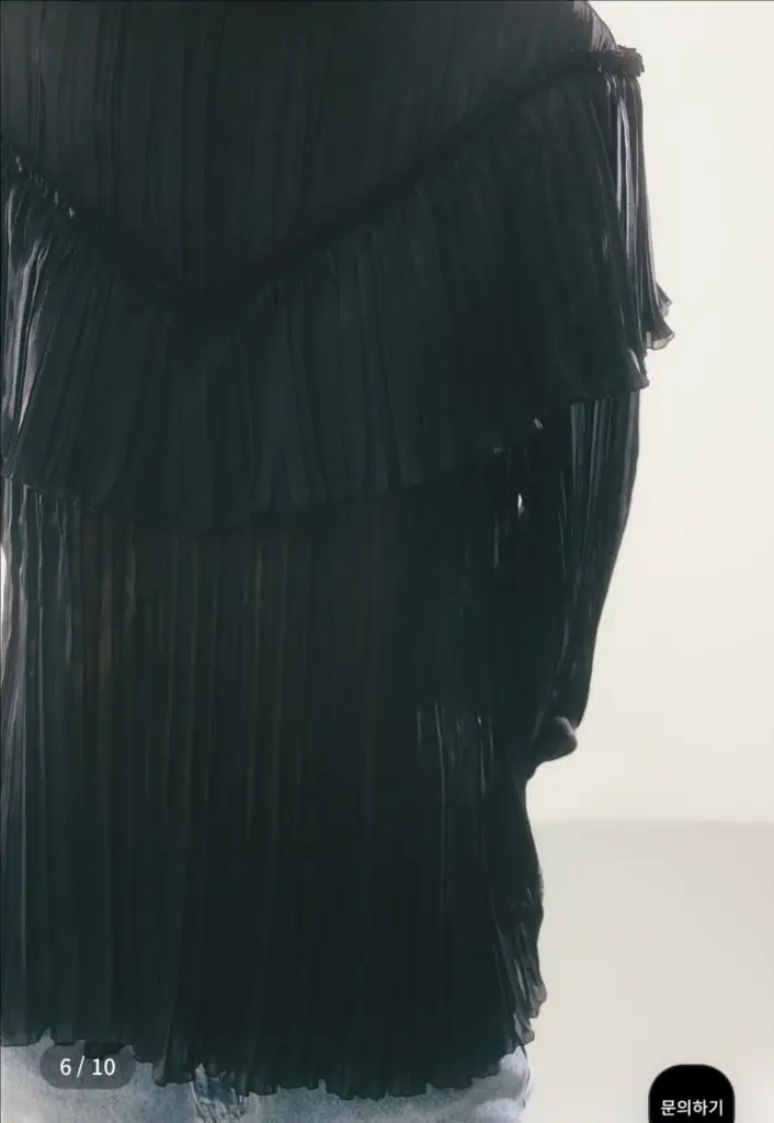 오르 플리츠 러플블라우스 블랙 s 새상품 orr 도도컬렉션 블랙블라우스 쉬폰블라우스 이미지